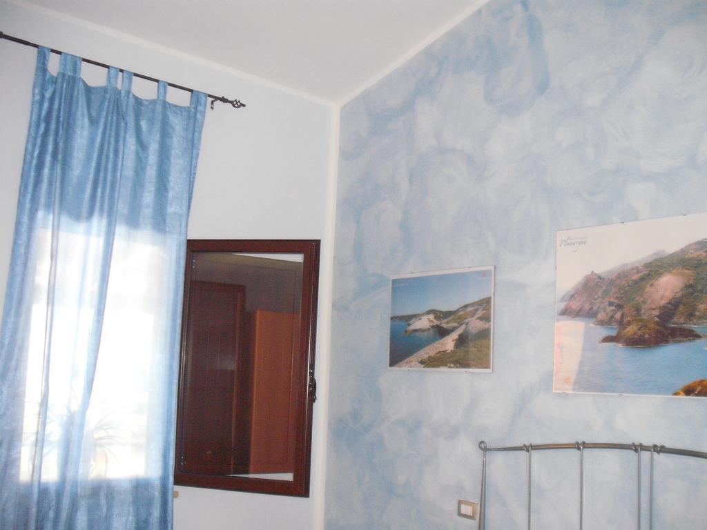 Domu De Palla- Iun-E5167 Bauladu Buitenkant foto